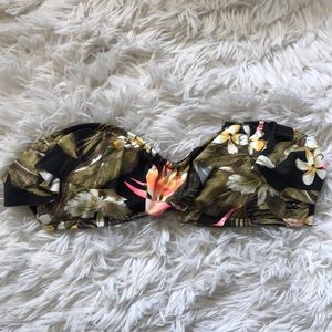 Billabong bikini top